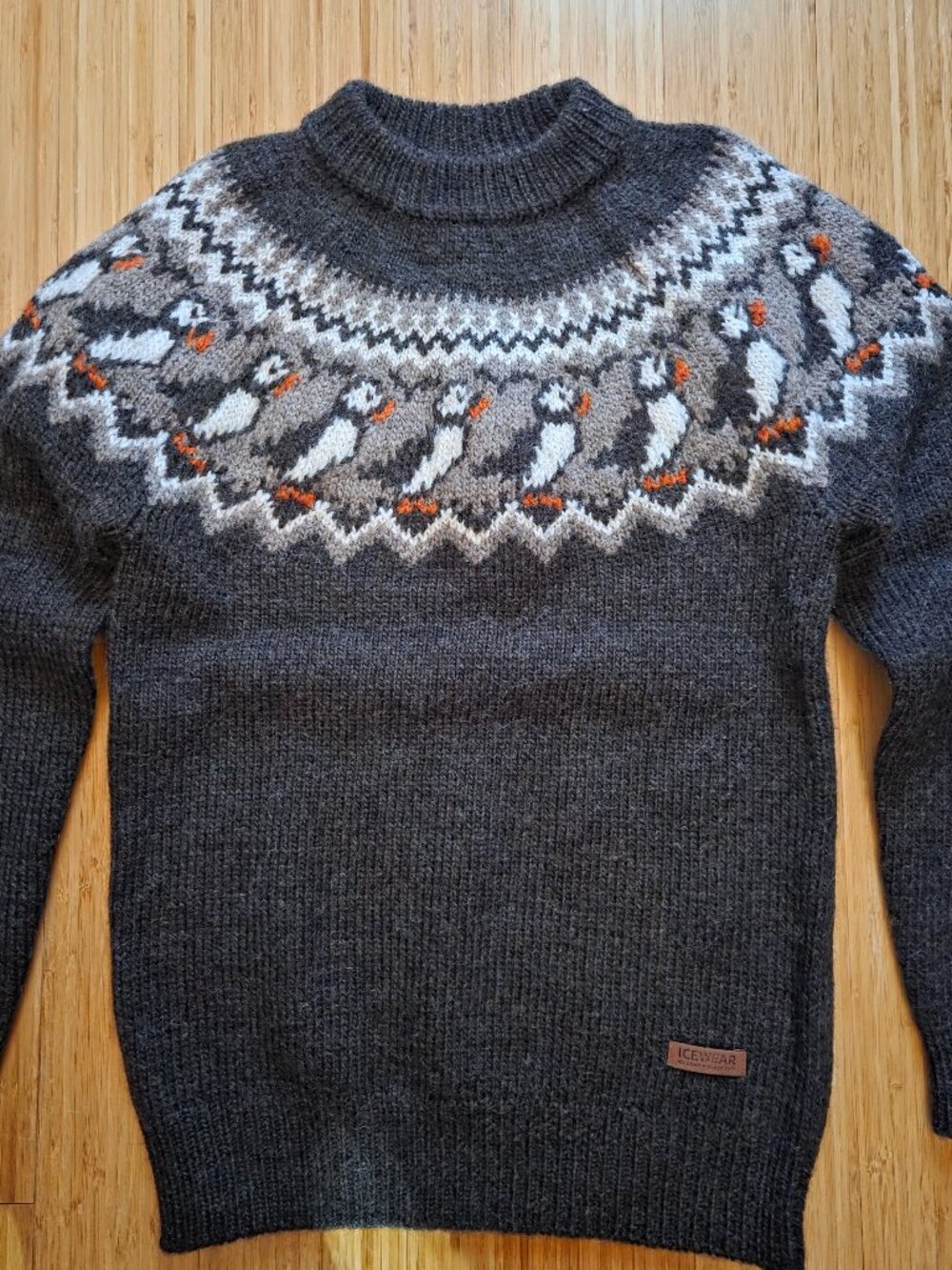 Icewear Unisex Wool Puffin Sweater NWOT